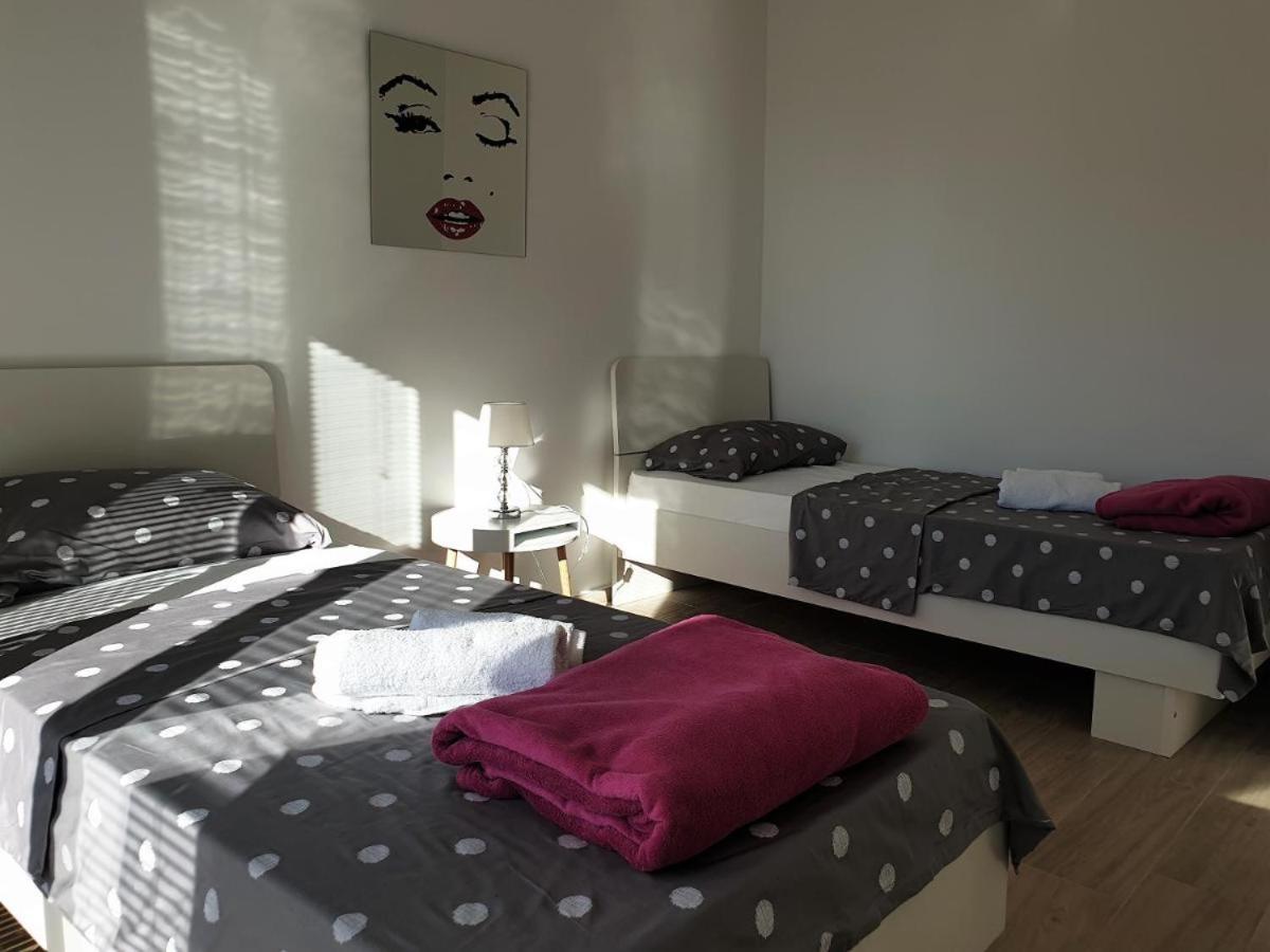 Premium Apartments Adore Новаля Екстериор снимка