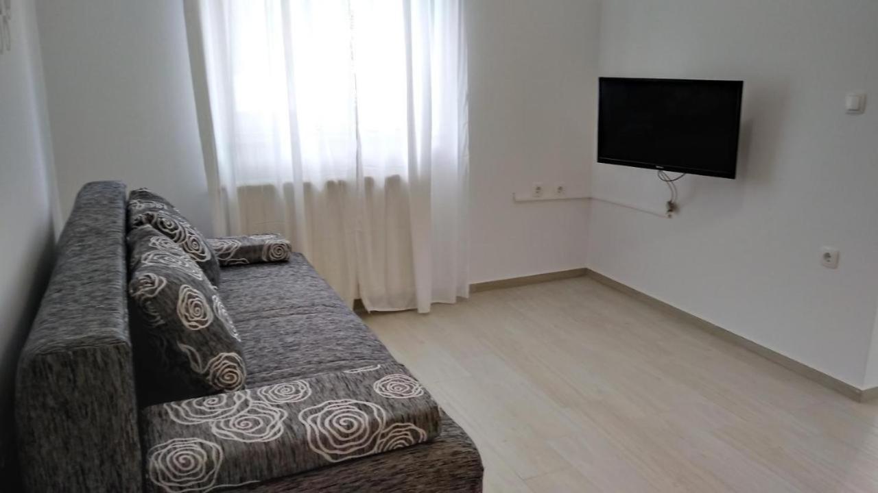 Premium Apartments Adore Новаля Екстериор снимка