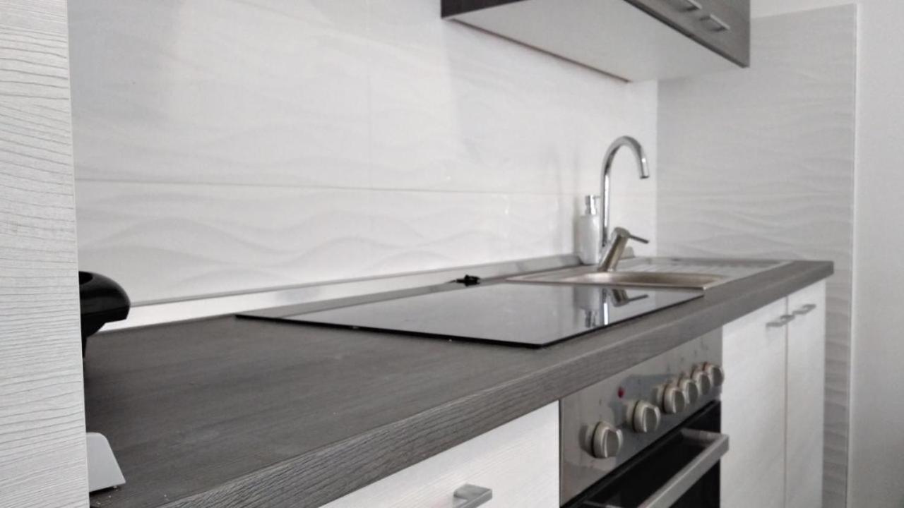 Premium Apartments Adore Новаля Екстериор снимка