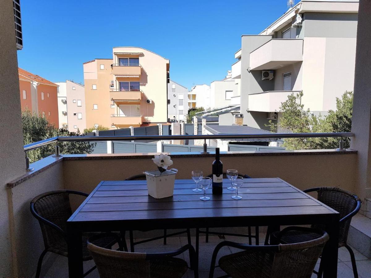 Premium Apartments Adore Новаля Екстериор снимка
