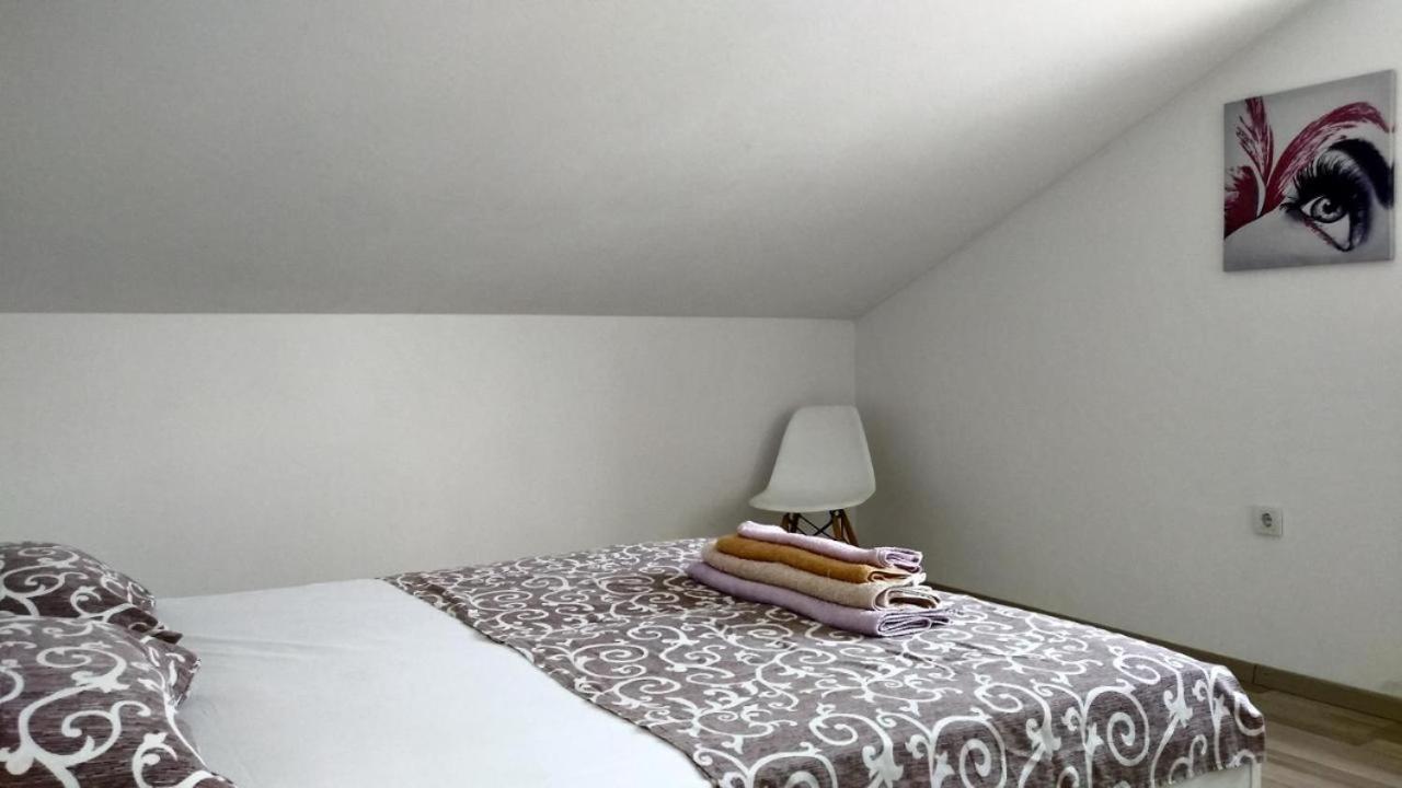 Premium Apartments Adore Новаля Екстериор снимка