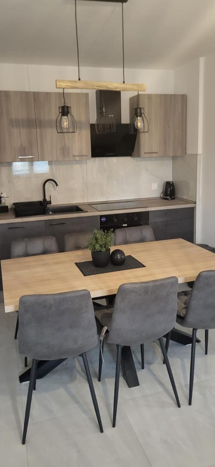 Premium Apartments Adore Новаля Екстериор снимка